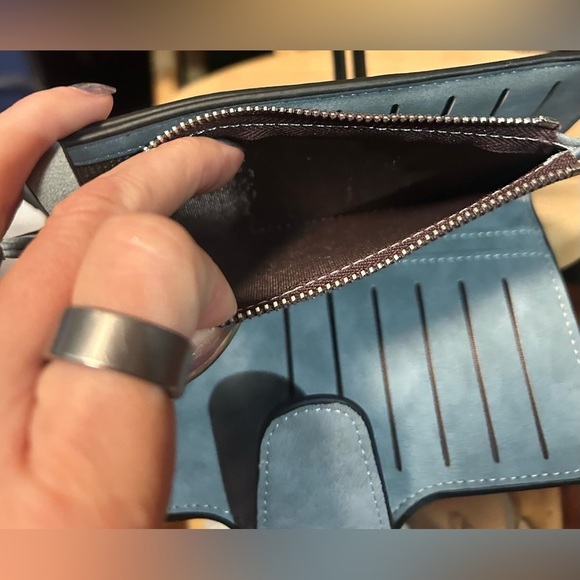 Baellerry Genuine Cowhide Suede Cornflower Blue Bifold Wallet NWOT! - Picture 10 of 10